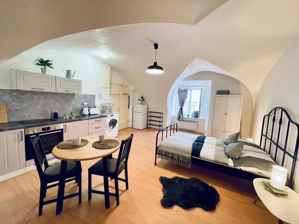 Studio Nicolas II Prague Ngoại thất bức ảnh